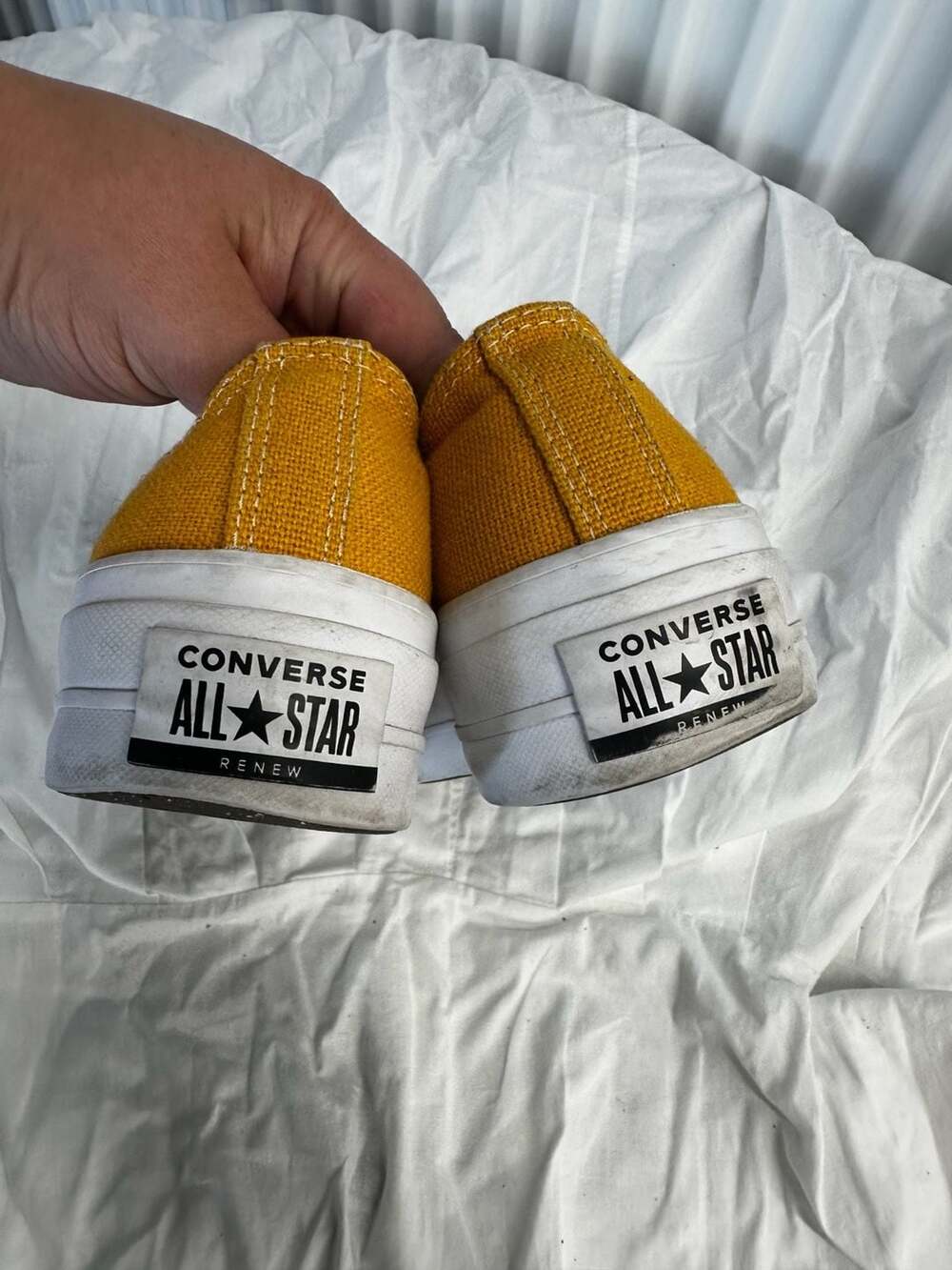 Converse - Picture 3 of 7